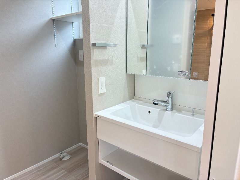 洗面設備　使いやすい洗面所です