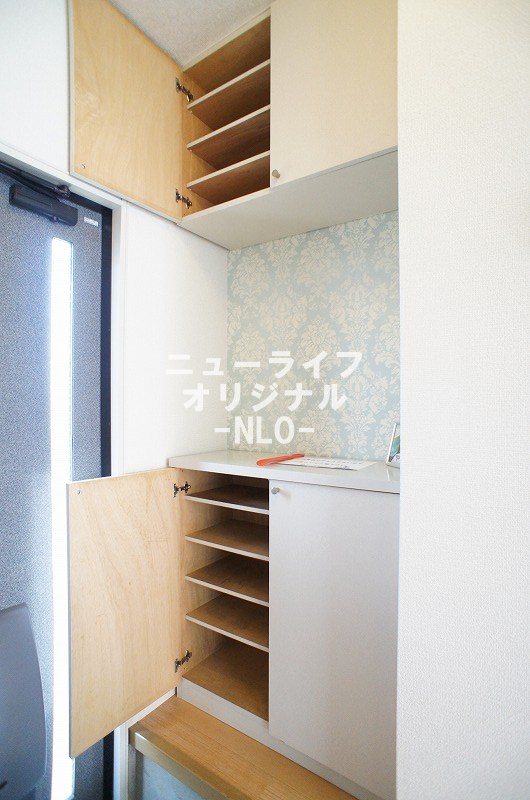 玄関　シューズボックス付きの玄関です！