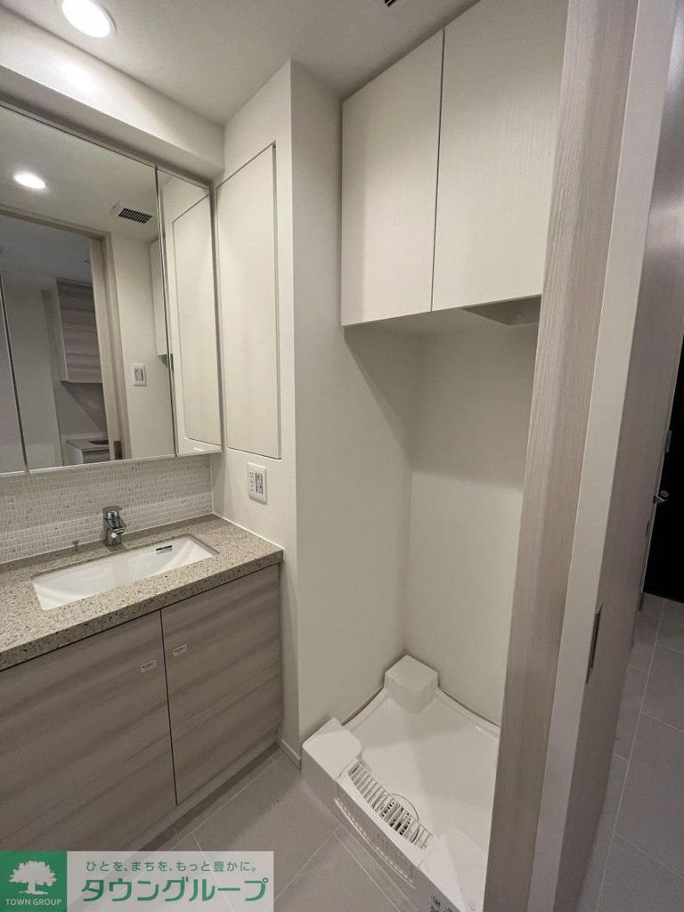 洗面設備　※同じ間取りの別の部屋です