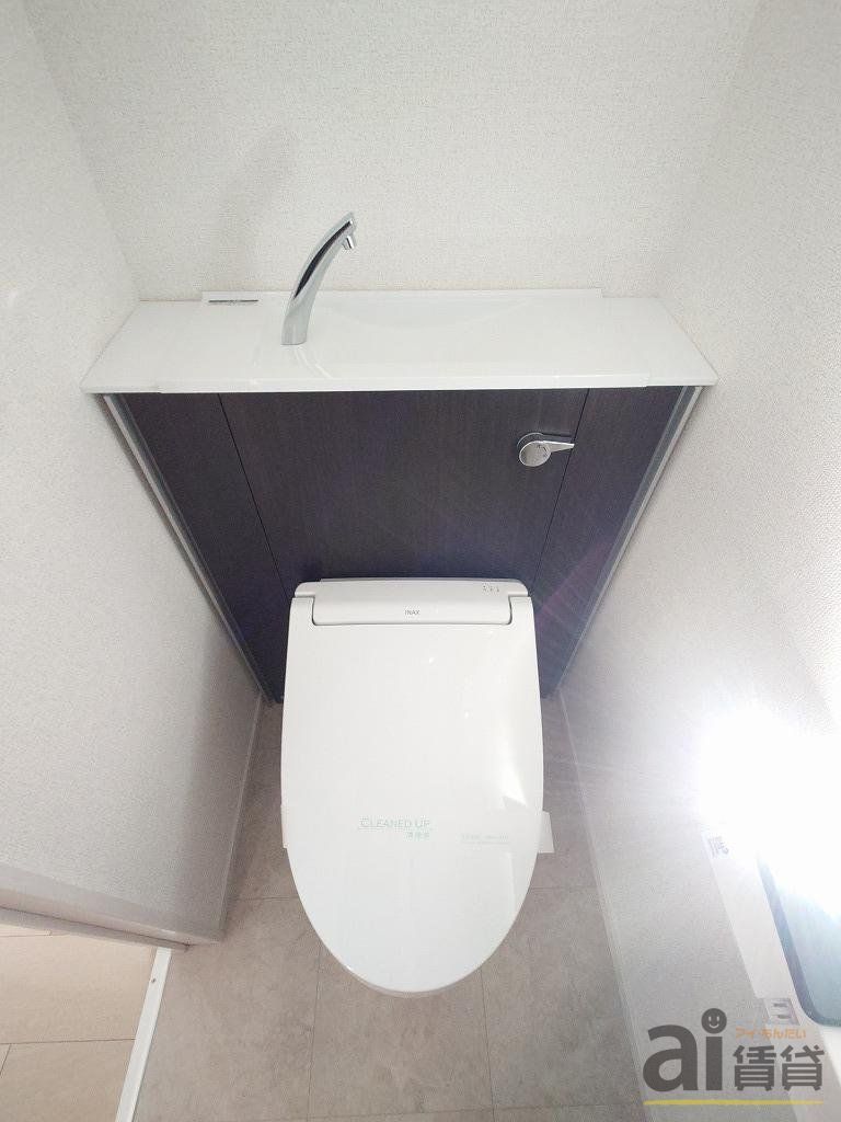 トイレ　※同仕様写真です