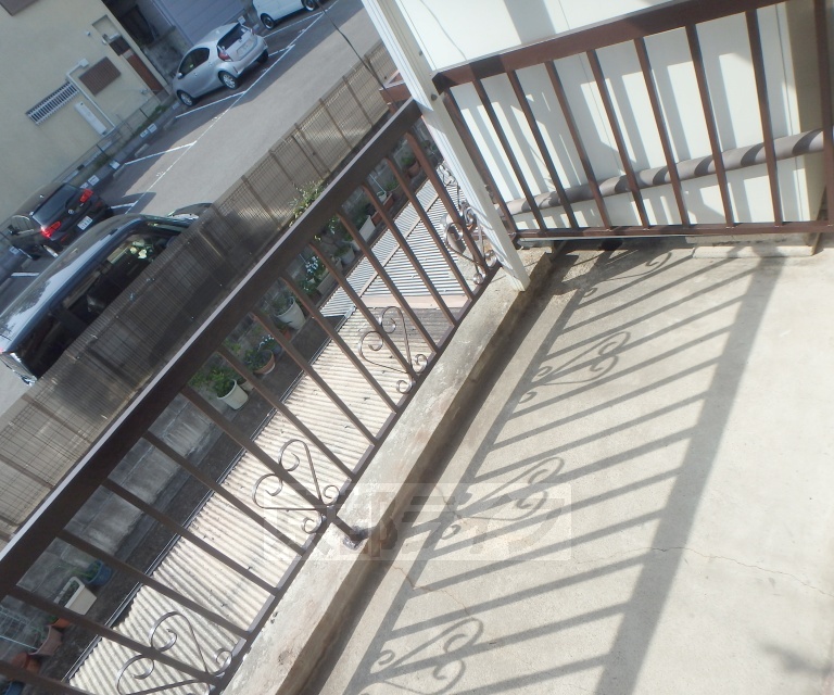 バルコニー　広々としたバルコニです。