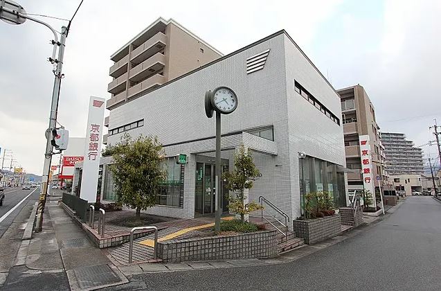 銀行　京都銀行大井支店（銀行）まで220m