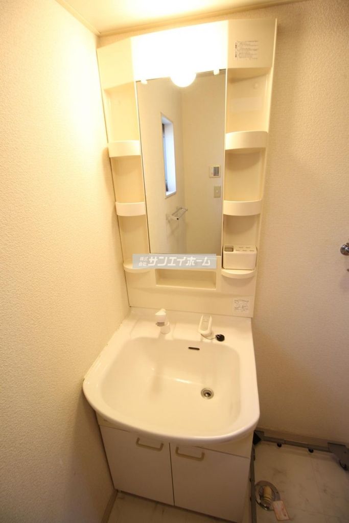 洗面設備　同仕様