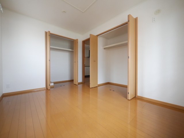 その他部屋・スペース　★明るい洋室で住み心地が良さそうですね★