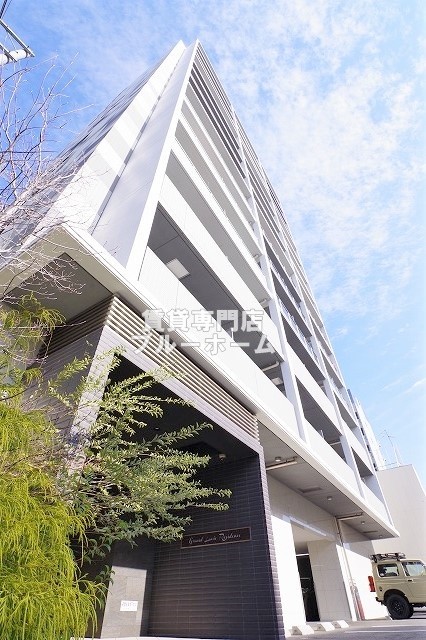 建物外観　綺麗な外観ですね！