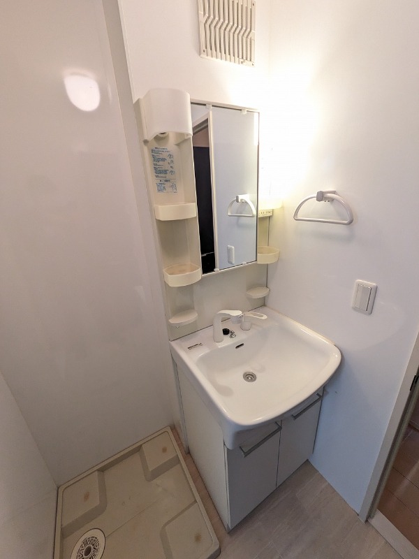 洗面設備　洗面所、室内洗濯機置き場