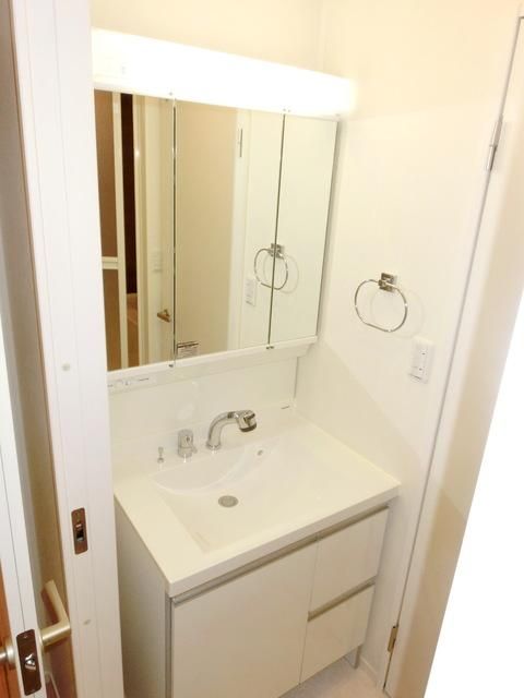 洗面設備　★独立洗面台付です★