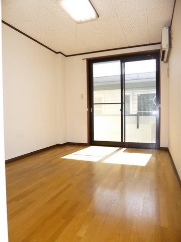 その他　異なる号室の室内写真です