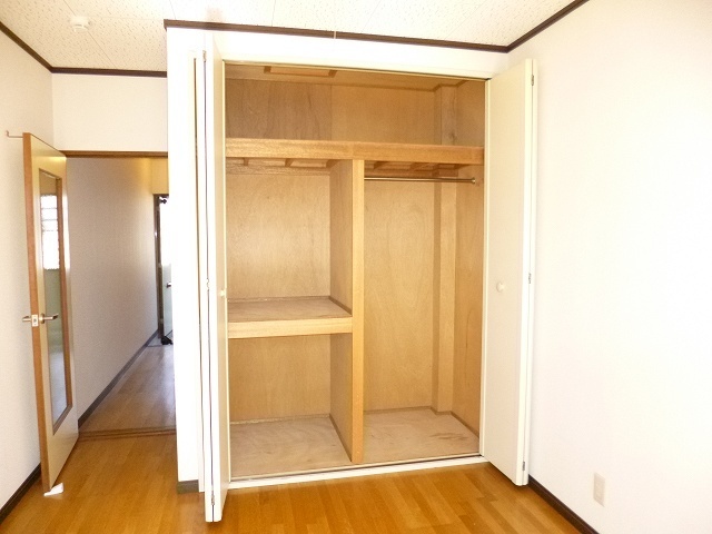 収納　異なる号室の室内写真です