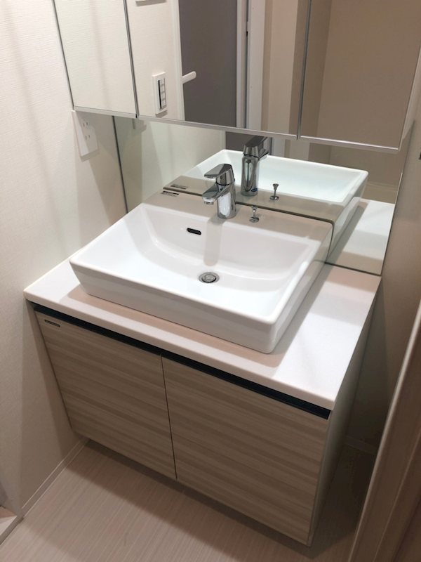 洗面設備　★収納付き、独立洗面台★