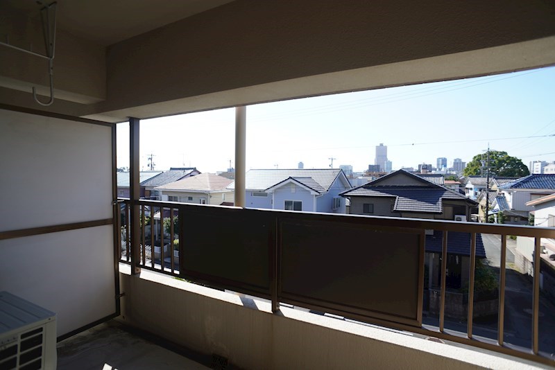 バルコニー　302：反転イメージ