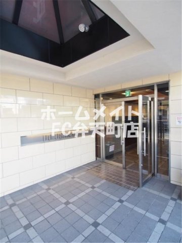 エントランス　清潔なエントランスです