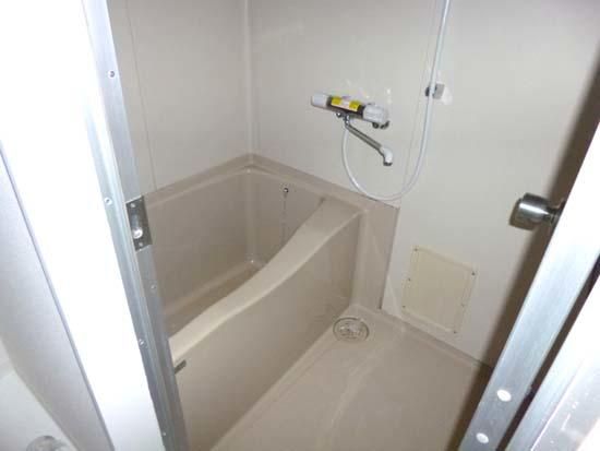 バス・シャワールーム　お風呂です