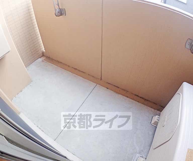 バルコニー　広いバルコニーです