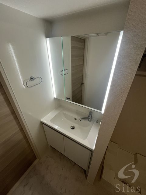 洗面設備　同仕様