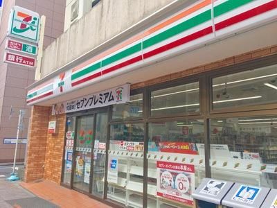 コンビニ　セブンイレブン 墨田両国4丁目店（コンビニ）まで146m