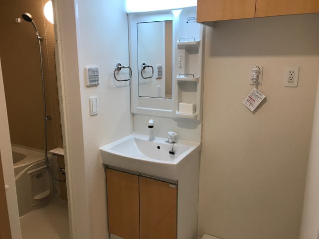 洗面設備　洗髪洗面化粧台