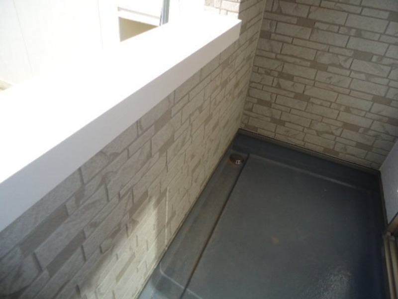 バルコニー　図面と現状に相違がある場合には現状を優先