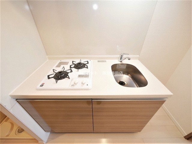 キッチン　※反転タイプになります。