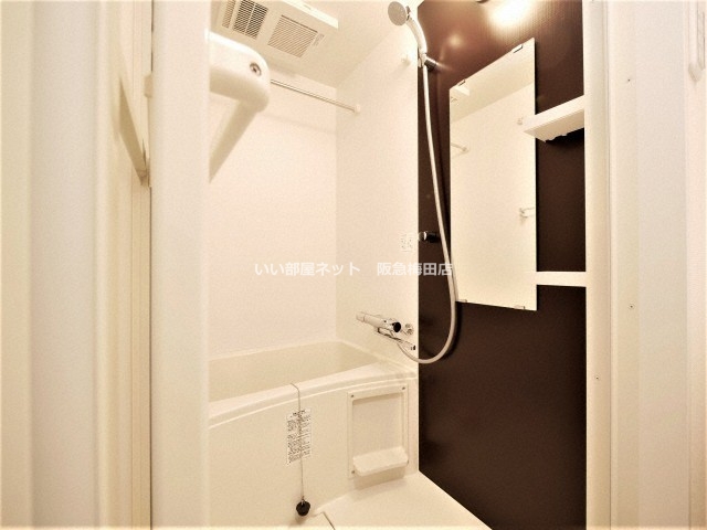 バス・シャワールーム　※反転タイプになります。