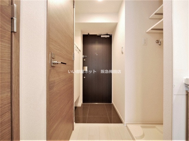 玄関　※反転タイプになります。