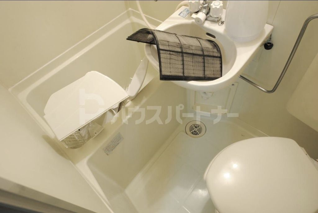 バス・シャワールーム　リフォーム中です。