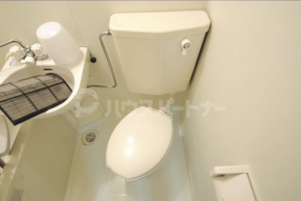 トイレ　リフォーム中です。