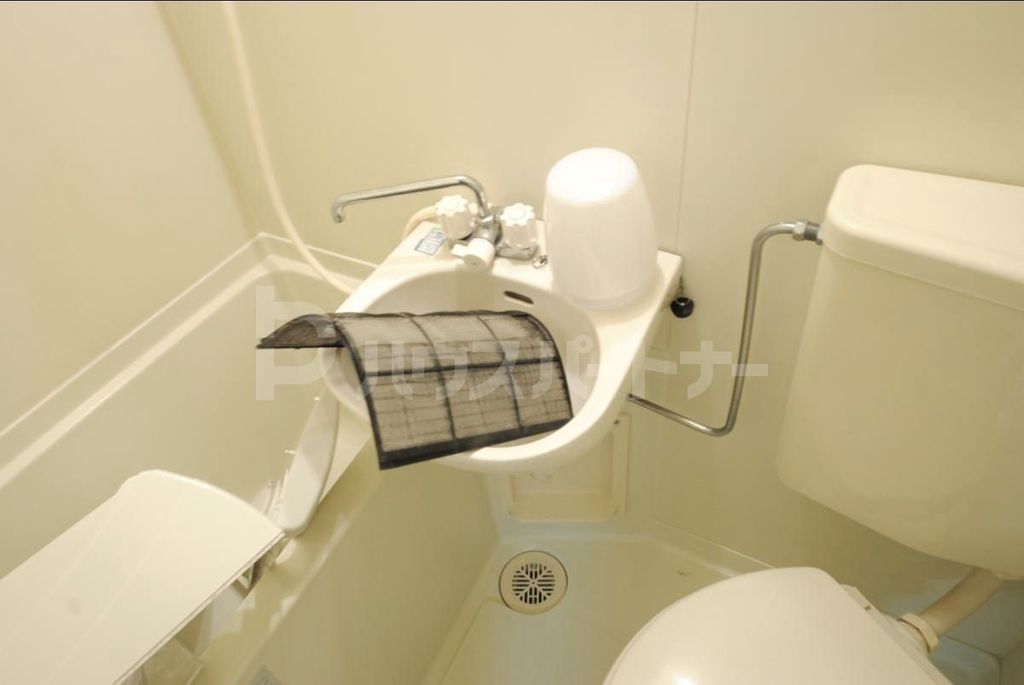 洗面設備　リフォーム中です。