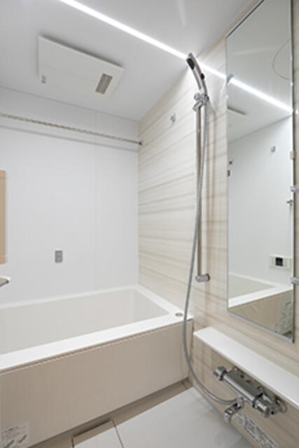 バス・シャワールーム　※写真は同タイプ住戸です。