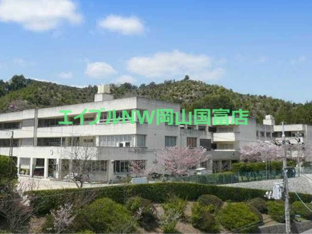 小学校　玉野市立玉原小学校（小学校）まで2710m