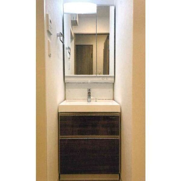 洗面設備　洗面所です