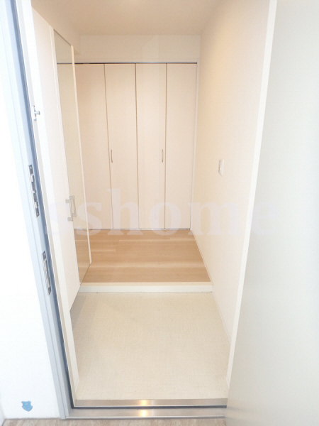 玄関　玄関スペース広め