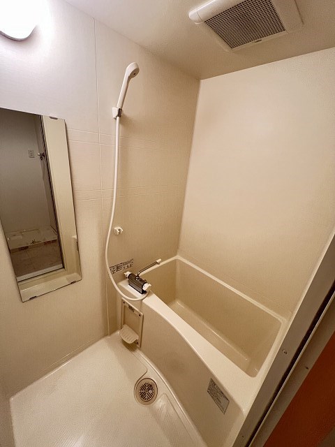 バス・シャワールーム　日々の疲れを癒すお風呂付です