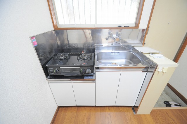 キッチン　※別部屋参考写真です