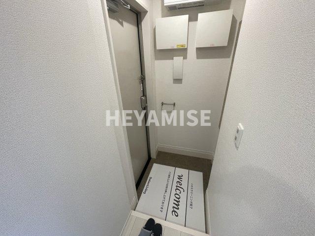 玄関　※室内画像は別号室のもの