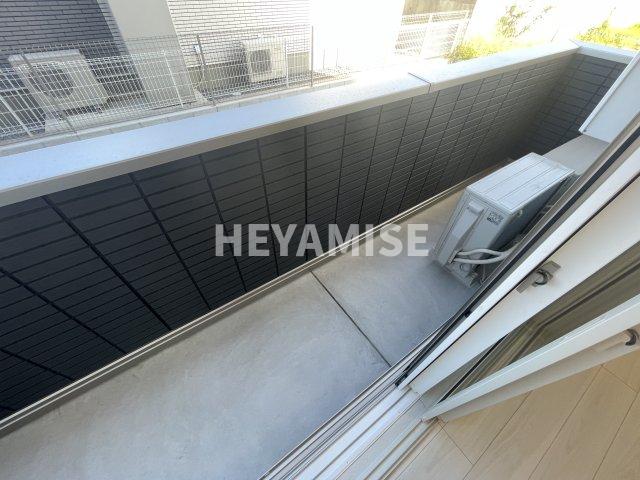 バルコニー　※室内画像は別号室のもの