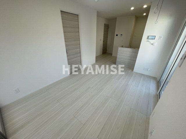 居室・リビング　※室内画像は別号室のもの