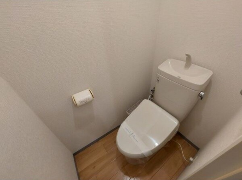 トイレ　図面と現状に相違がある場合には現状を優先