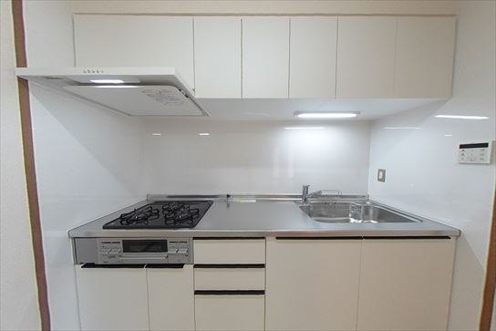 キッチン　※室内写真は別室イメージです