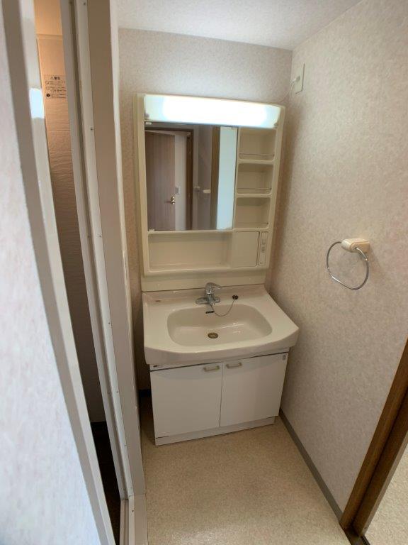 洗面設備　※室内写真は別室イメージです