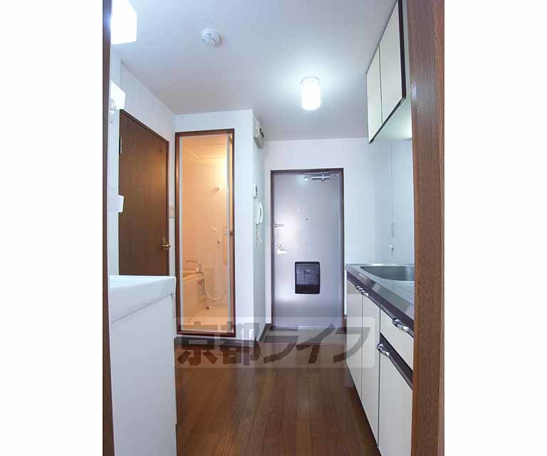 その他部屋・スペース　無駄のない廊下です。