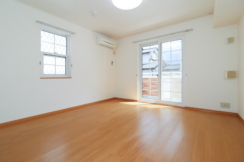 居室・リビング　図面と現状に相違がある場合には現状を優先