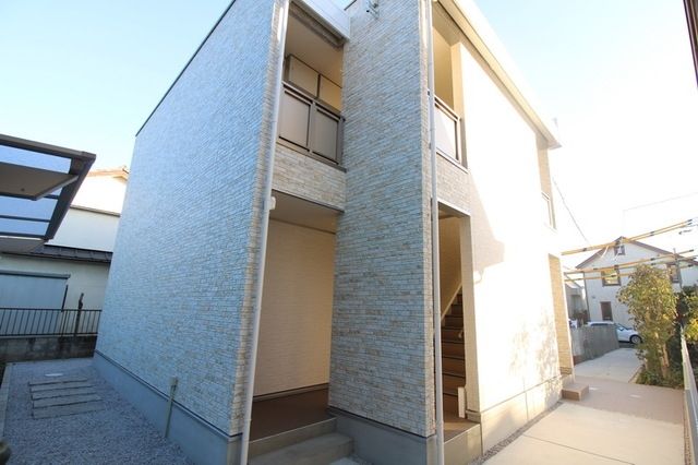 建物外観　内見のご予約先は【タウンハウジング中野店】です★★