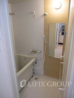 バス・シャワールーム　風呂