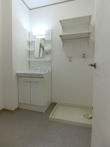 洗面設備　イメージ102号室の写真