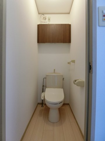 トイレ　イメージ102号室の写真