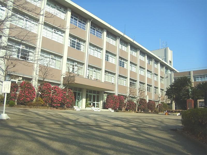高校・高専　大阪府立 鳳高等学校（高校・高専）まで529m