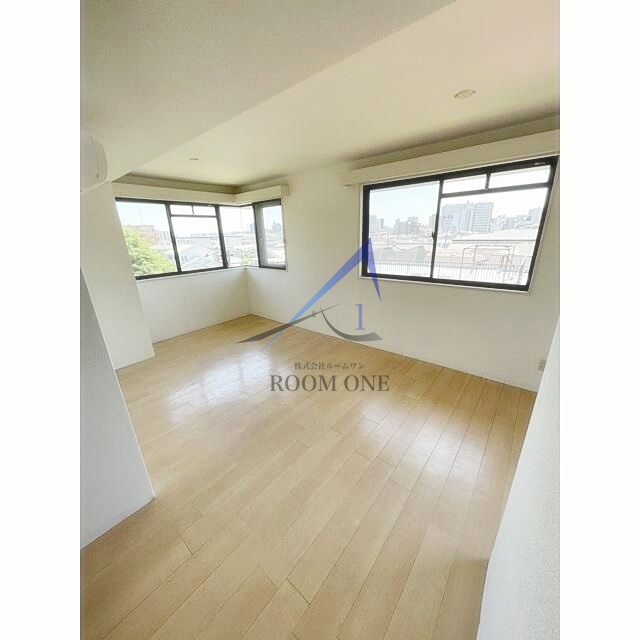 居室・リビング　洋室のお部屋です。