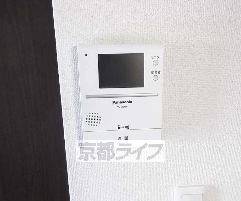 セキュリティ　カメラ付きのインターホンです・