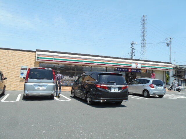 コンビニ　セブンイレブン浜松北島店（コンビニ）まで384m